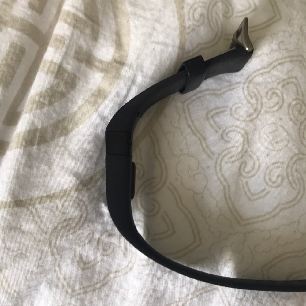 Fitbit Charge HR - Picture 2 of 2